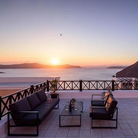 Hotel Firalia, Casa In Rock Suites