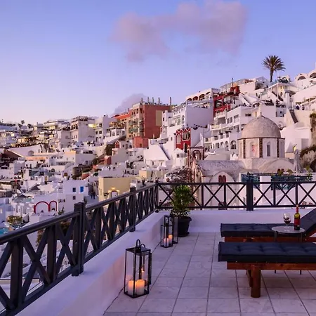 Hotel Firalia, Casa In Rock Suites *