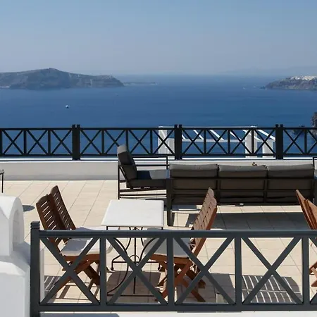 Hotel Firalia, Casa In Rock Suites