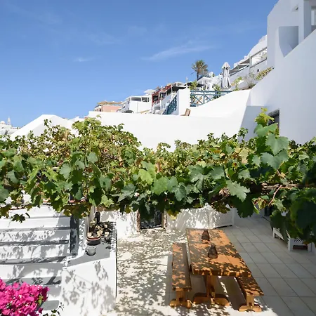 Firalia, Casa In Rock Suites Fira (Santorini)