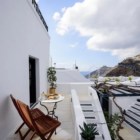 Hotel Firalia, Casa In Rock Suites