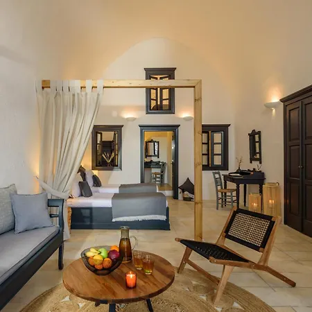 Hotel Firalia, Casa In Rock Suites *