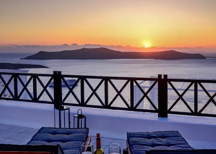 Firalia, Casa In Rock מלון