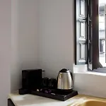 Firalia, Casa In Rock Ξενοδοχείο *