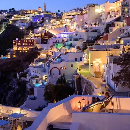 Firalia, Casa In Rock Fira (Santorini)