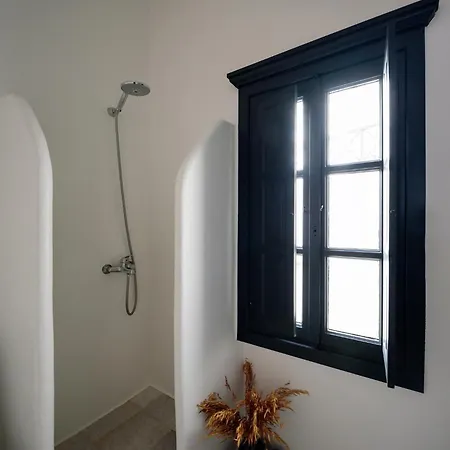 מלון Firalia, Casa In Rock סנטוריני