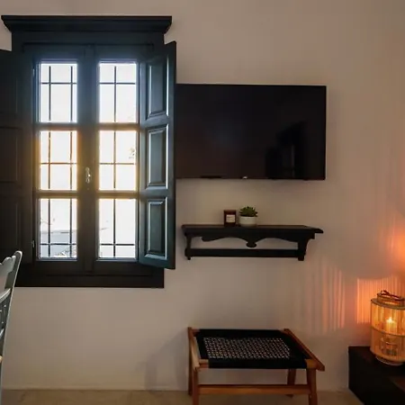 Firalia, Casa In Rock *