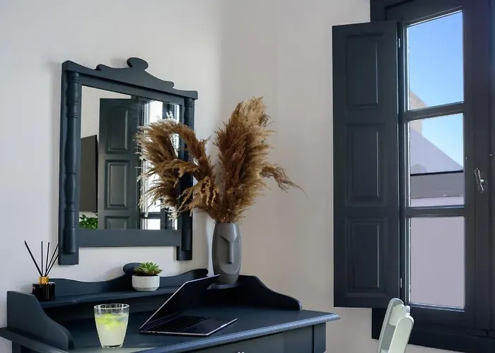 Firalia, Casa In Rock Hotel *