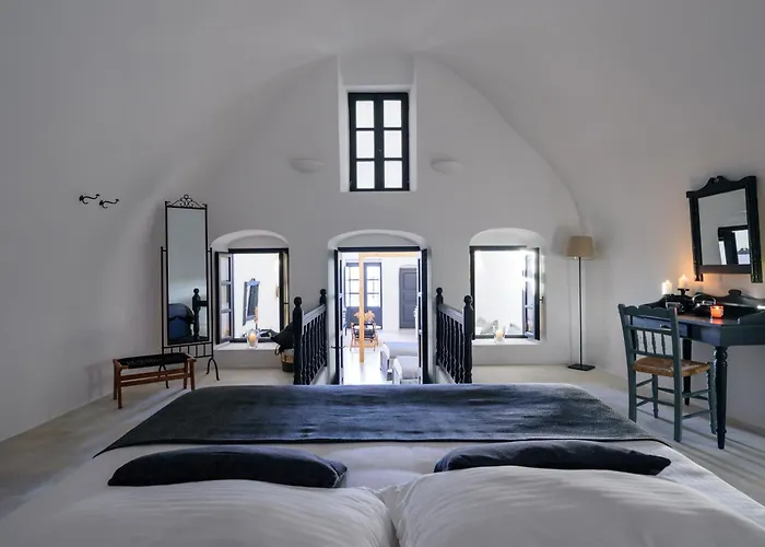 Hotel Firalia, Casa In Rock Fira (Santorini)