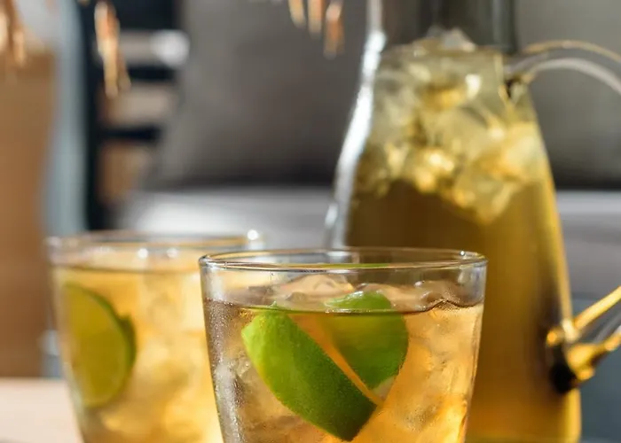 Firalia, Casa In Rock Hotel