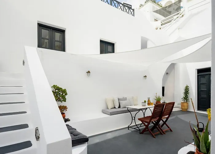 Firalia, Casa In Rock * Fira (Santorini)