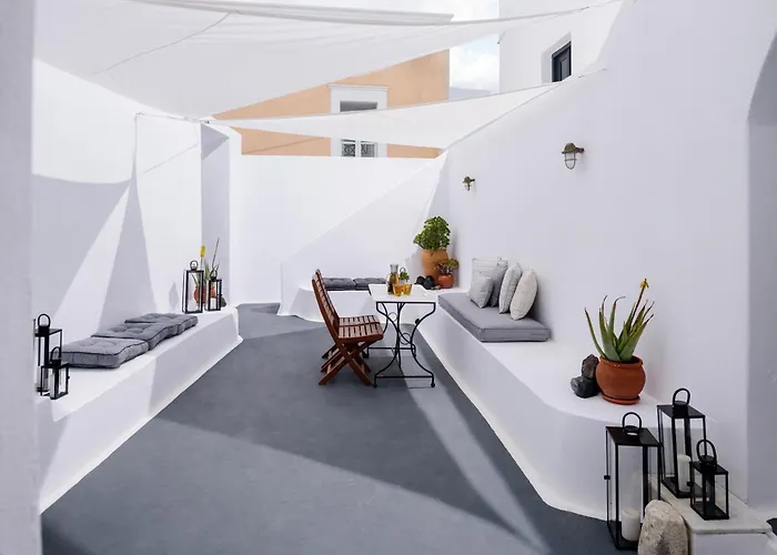 Firalia, Casa In Rock *