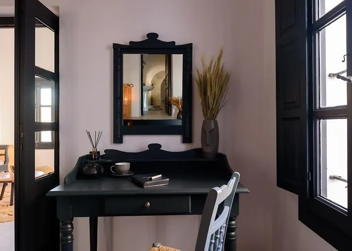 Hotel Firalia, Casa In Rock Fira (Santorini)