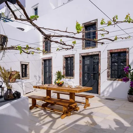 Firalia, Casa In Rock فندق *