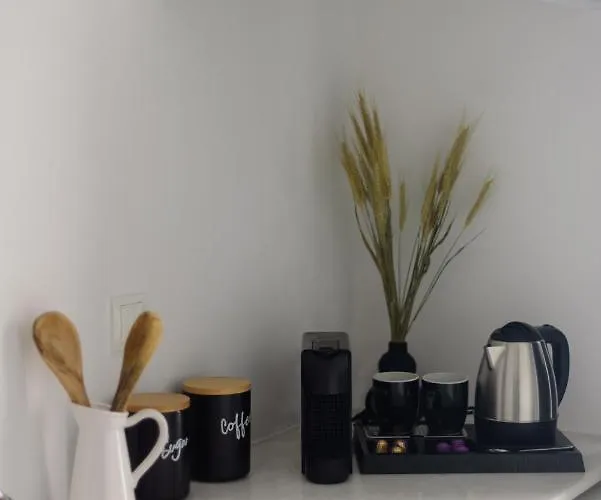 Firalia, Casa In Rock *