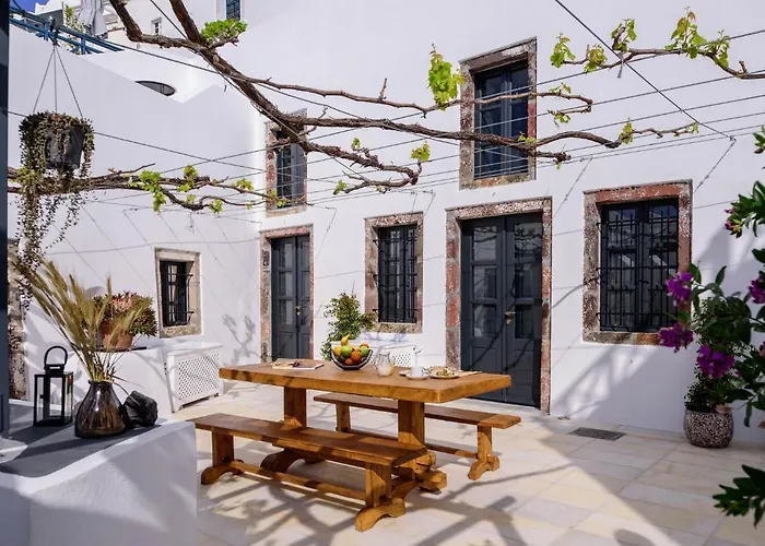 Firalia, Casa In Rock 酒店 *