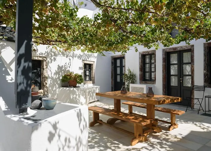 Firalia, Casa In Rock * 费拉